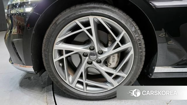 Genesis G90 (RS4) id 3909996 из Кореи 15