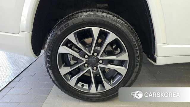 Jeep Grand Cherokee (WL) id 4893692 из Кореи 30