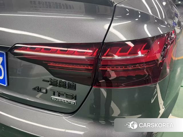 Audi A4L id 4275644 из Китая 15