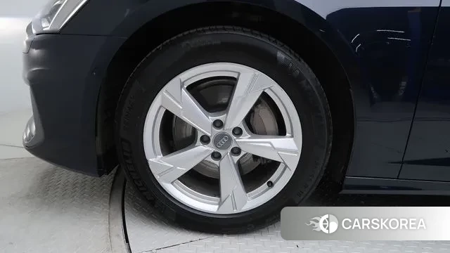 Audi A6 (C8) id 3367730 из Кореи 15