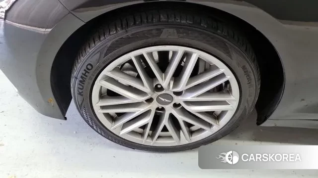 Genesis G70 id 3505195 из Кореи 13