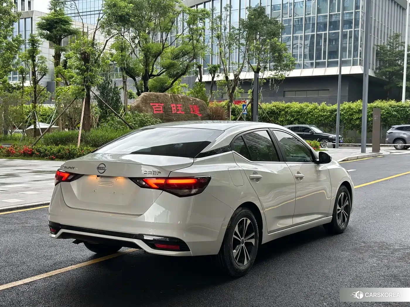 Nissan Sylphy 2025 Белый из Китая, фото 5
