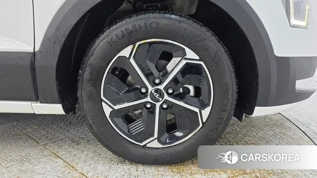 Kia Di Ol Nu Niro id 3752519 из Кореи 15