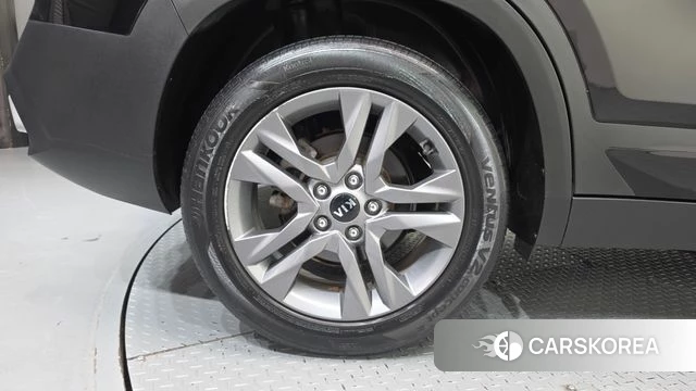 Kia Seltos id 4849708 из Кореи 25