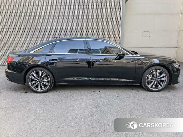 Audi A6L 2025 Черный из Китая, фото 5