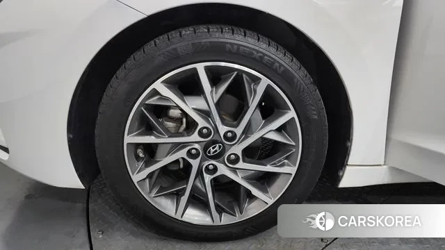 Hyundai The New Avante AD id 3626830 из Кореи 15