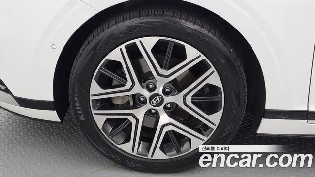 Hyundai Grandeur (GN7) id 2678987 из Кореи 15