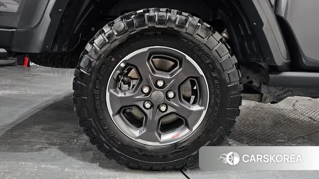 Jeep Gladiator (JT) id 3600788 из Кореи 15