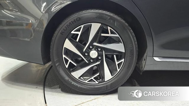 Hyundai The New Grandeur IG Hybrid id 4409381 из Кореи 15