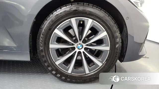 BMW 3 Series (G20) id 3771146 из Кореи 15