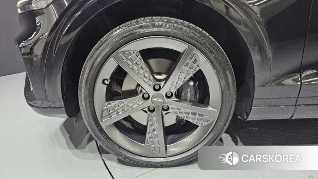 Genesis GV70 id 3411630 из Кореи 15