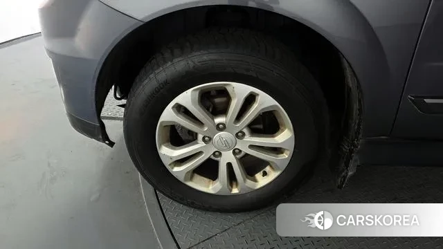 Ssangyong The New Korando Sports id 3050786 из Кореи 15