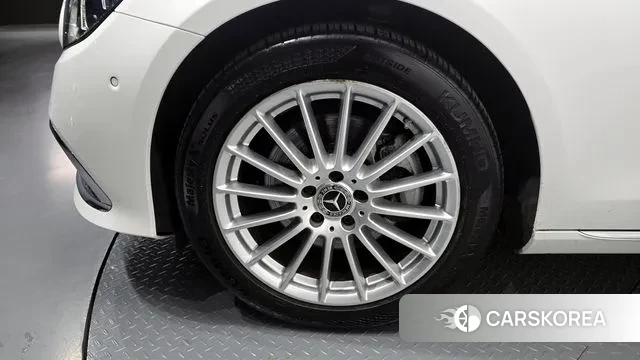 Mercedes-Benz E-Class W213 id 3534909 из Кореи 15