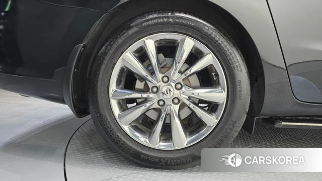 Kia The New Carnival id 3904994 из Кореи 15