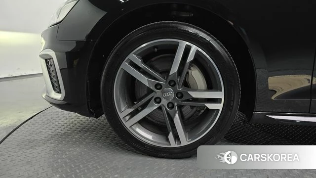 Audi A4 (B9) id 3923347 из Кореи 15