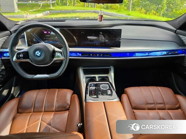 BMW i7 (G70) 2023 Серый из Кореи, фото 6