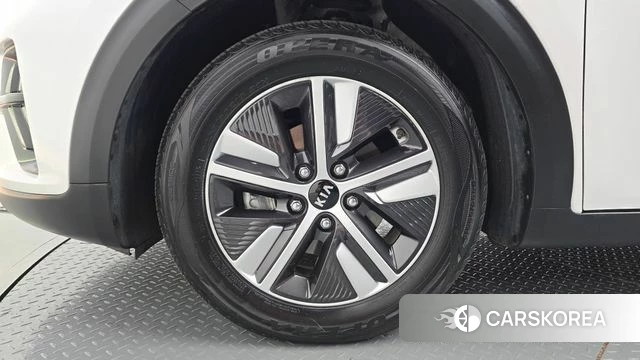 Kia The New Niro id 4732153 из Кореи 27