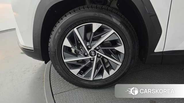 Hyundai Tucson (NX4) id 3892939 из Кореи 15