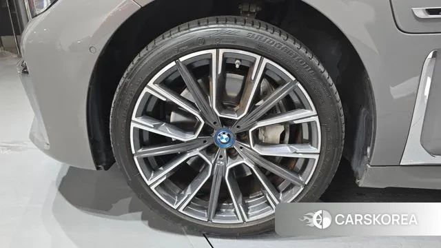 BMW 7 Series (G11) id 3611116 из Кореи 15