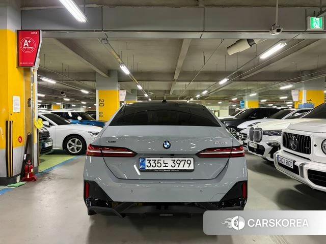 BMW 5 Series (G60) id 4462284 из Кореи 15