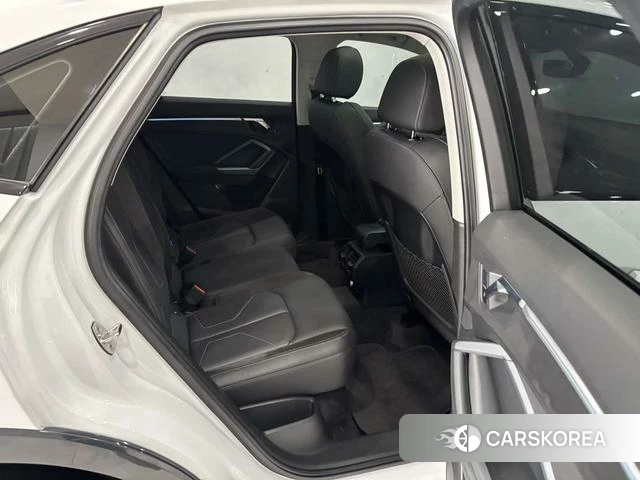 Audi Q3 Sportback id 4261456 из Китая 28