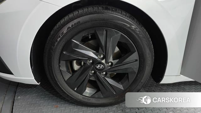 Hyundai Avante Hybrid (CN7) id 3892722 из Кореи 15