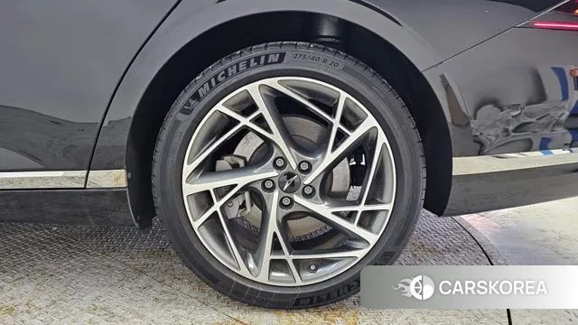 Genesis G90 (RS4) id 3739910 из Кореи 15