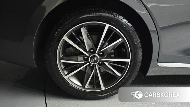 Hyundai The New Grandeur IG id 4283579 из Кореи 30