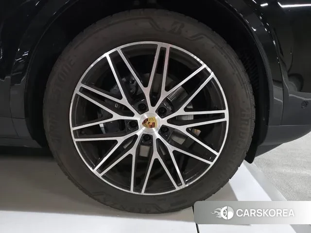 Porsche Cayenne (PO536) id 3042619 из Кореи 11