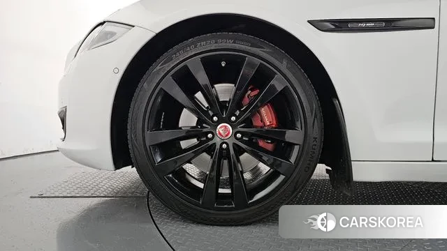 Jaguar All New XJ id 3422865 из Кореи 15