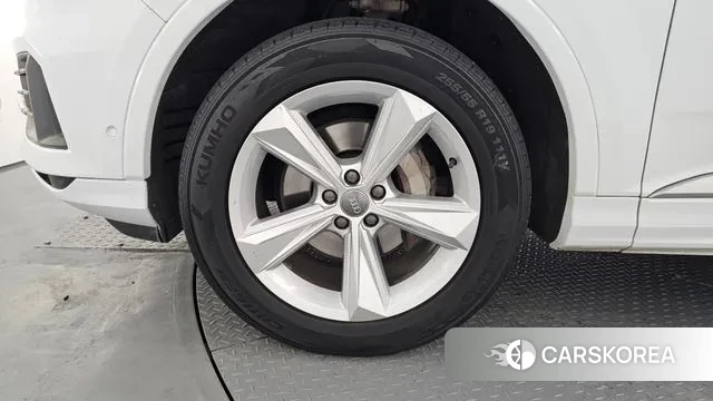 Audi Q7 (4M) id 3592569 из Кореи 15