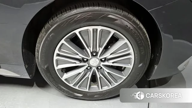 Hyundai Grandeur IG Hybrid id 3356923 из Кореи 15