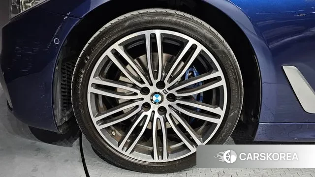 BMW 5 Series (G30) id 3344824 из Кореи 15