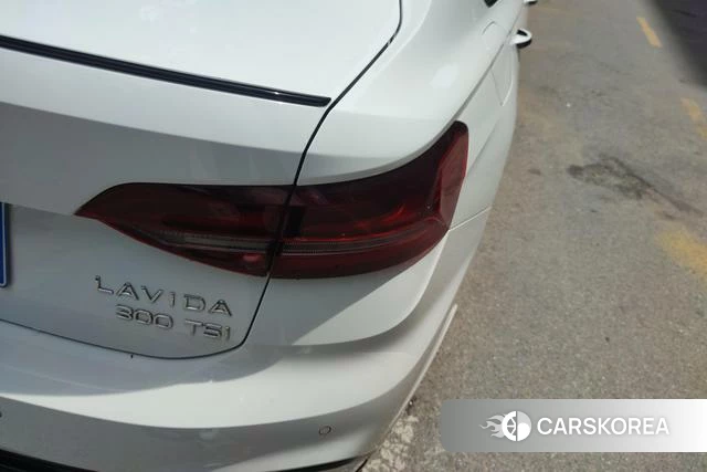 Volkswagen Lavida id 4335052 из Китая 12
