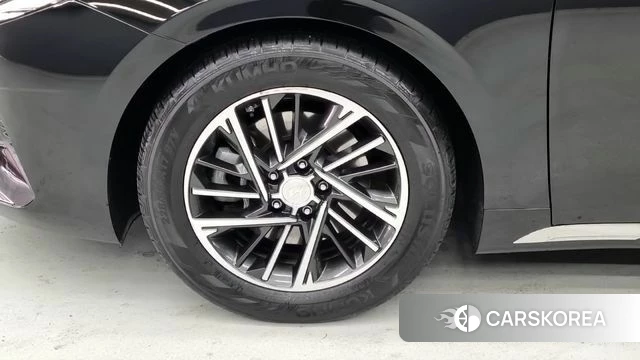 Hyundai The New Grandeur IG id 3899150 из Кореи 13