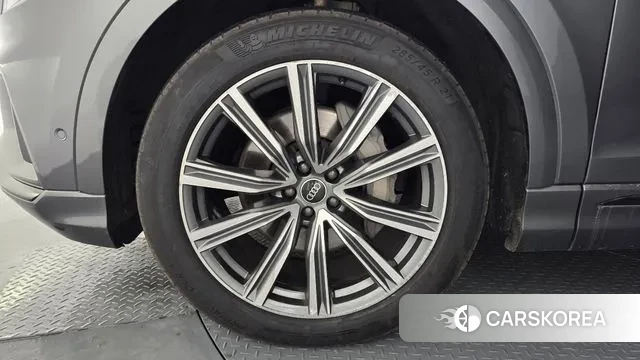 Audi Q8 (4M) id 3621451 из Кореи 15