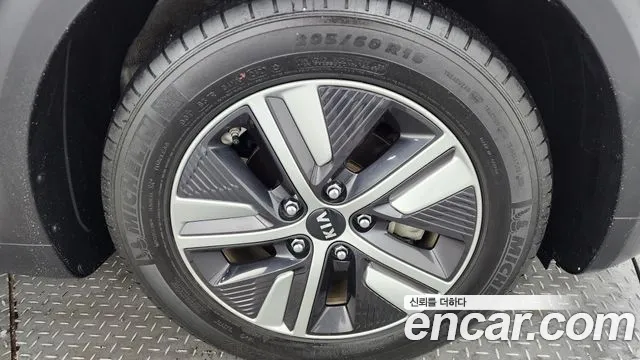 Kia The New Niro id 2621604 из Кореи 15