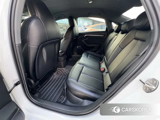 Audi A3 2021 Белый из Китая, фото 5