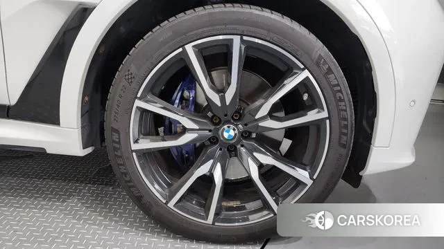 BMW X7 (G07) id 2902372 из Кореи 15