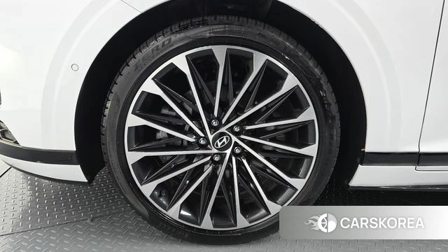 Hyundai Grandeur (GN7) id 4432701 из Кореи 34