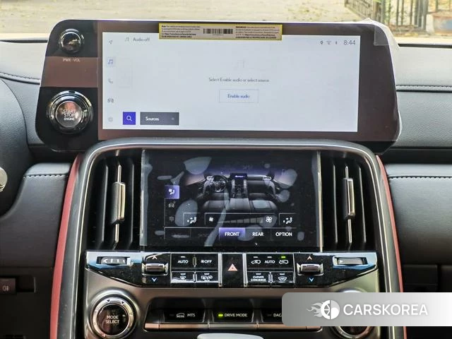 Lexus LX 2025 Черный из Китая, фото 5