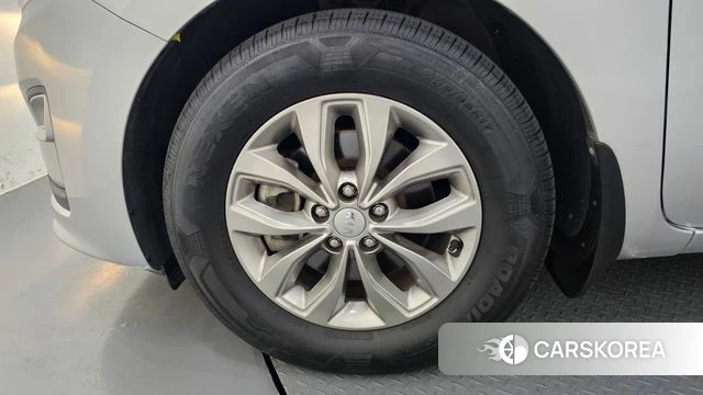 Kia The New Carnival id 4410599 из Кореи 23