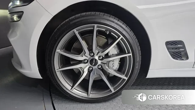 Genesis The New G70 id 3442412 из Кореи 15