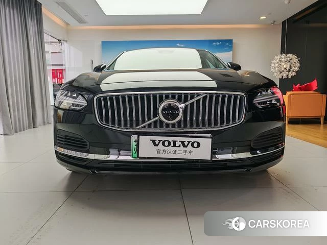 Volvo S90 PHEV id 4209589 из Китая 21