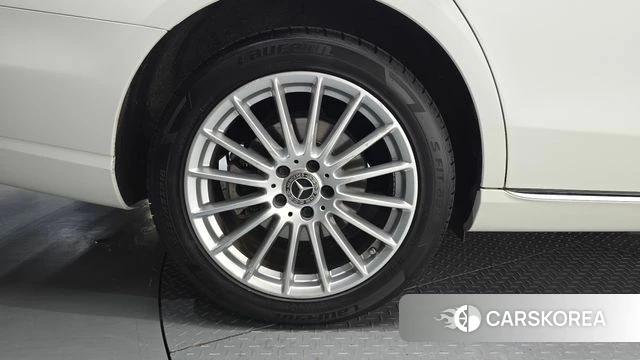 Mercedes-Benz E-Class W213 id 4630571 из Кореи 28