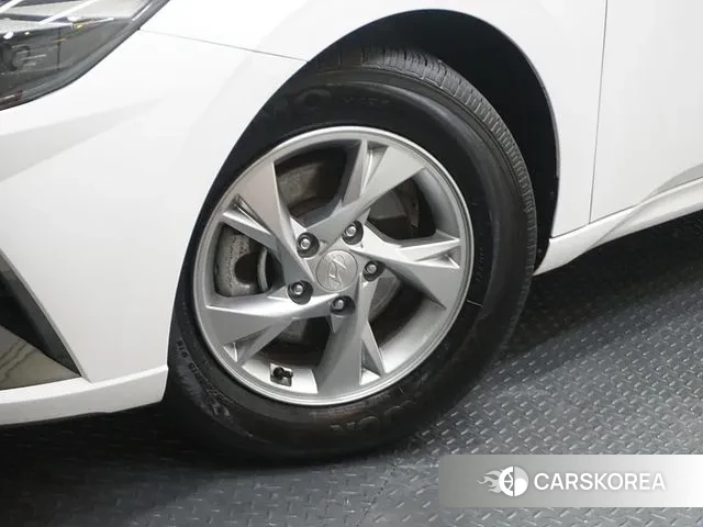 Hyundai Avante (CN7) id 2973858 из Кореи 15