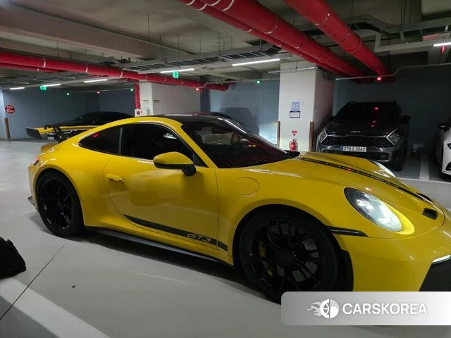 Porsche 911(992) 2022 Желтый из Кореи, фото 5