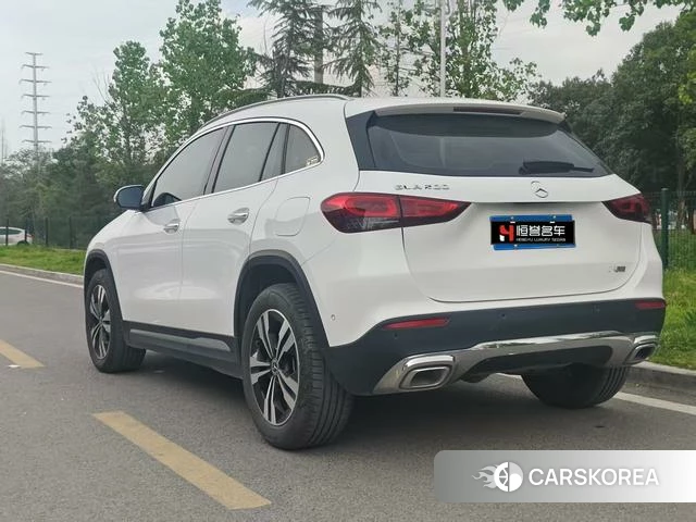 Mercedes-Benz GLA 2022 Белый из Китая, фото 5