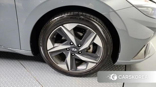 Hyundai Avante (CN7) id 3385498 из Кореи 15