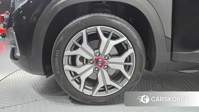 Kia Seltos id 3827753 из Кореи 15